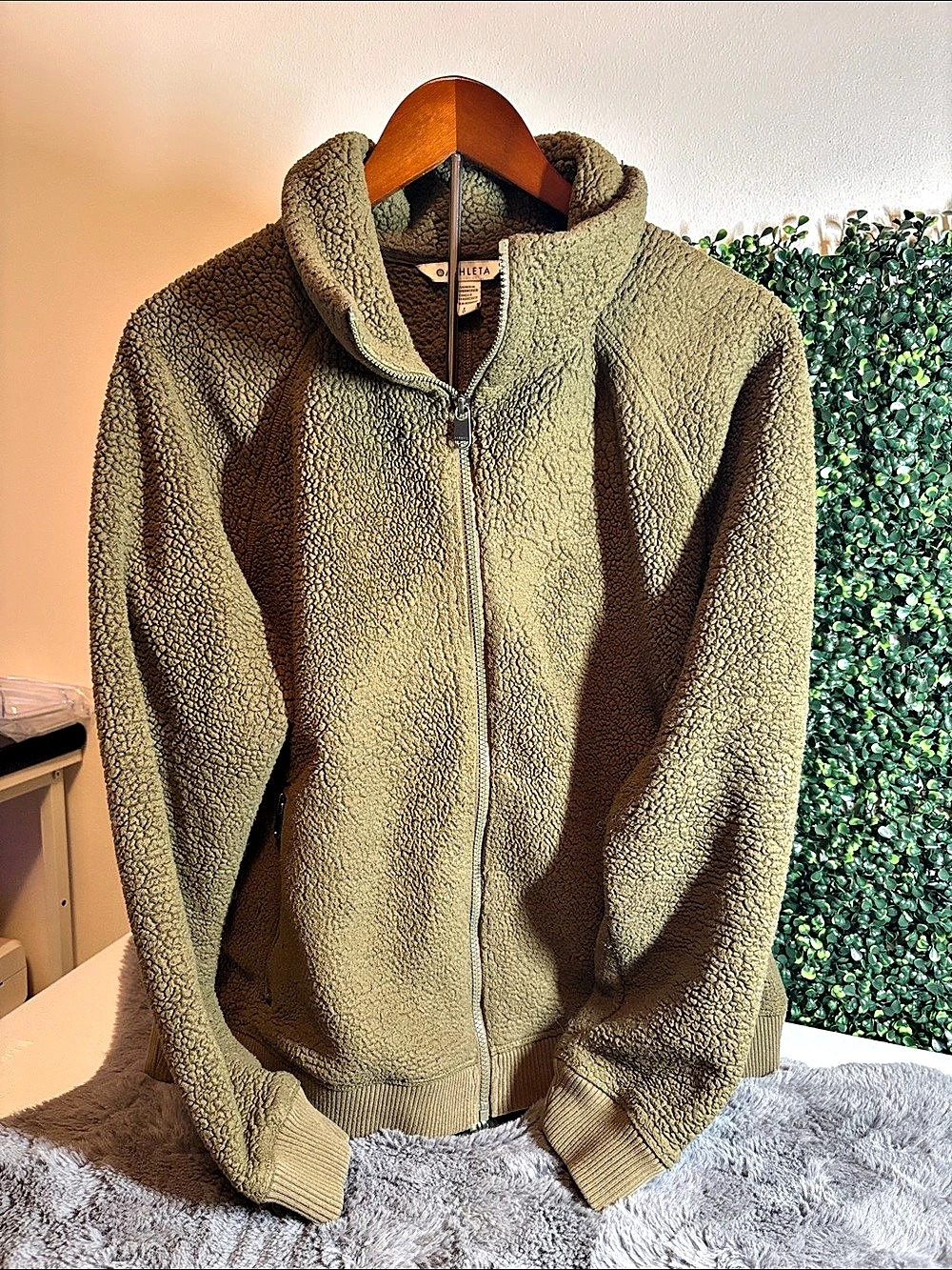 Athleta Sherpa Jacket Green Size Large